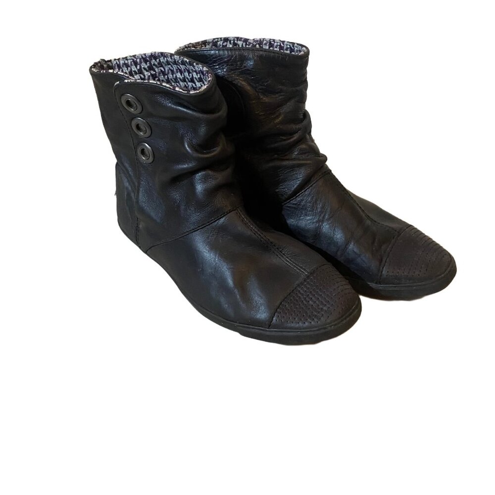 Converse All Star Black Leather Boots – Size 7